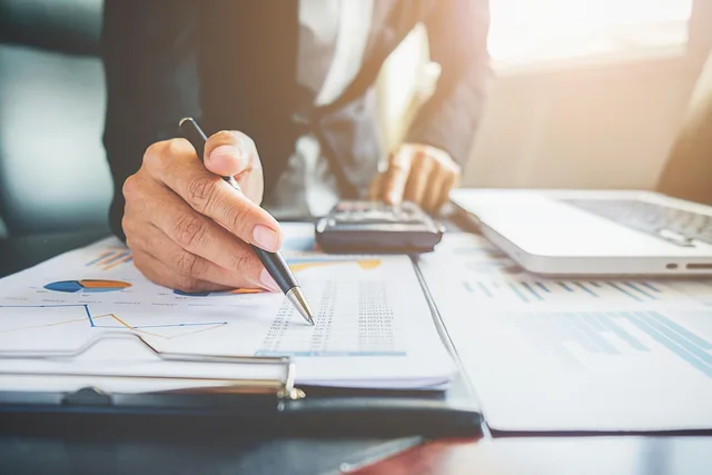 finance, accounting, tax, tax deduction, bookkeeping, accounting, accounting, accounting, tax, bookkeeping, bookkeeping, bookkeeping, bookkeeping, bookkeeping. A newsletter budget template with fields for VAT, uncertainty and safe exit