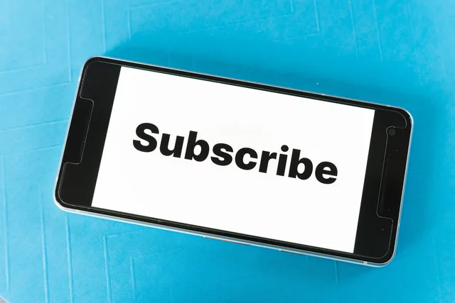 mockup, screen, smartphone, website, blog, word, subscribe, social, media, channel, subscription, money, sale, youtube, contract, e commerce, number, netflix, streaming, stream, video, subscribe, subscribe, subscribe, subscribe, subscribe, youtube. Newsletter monetisation ninety day plan: a risk-gated test