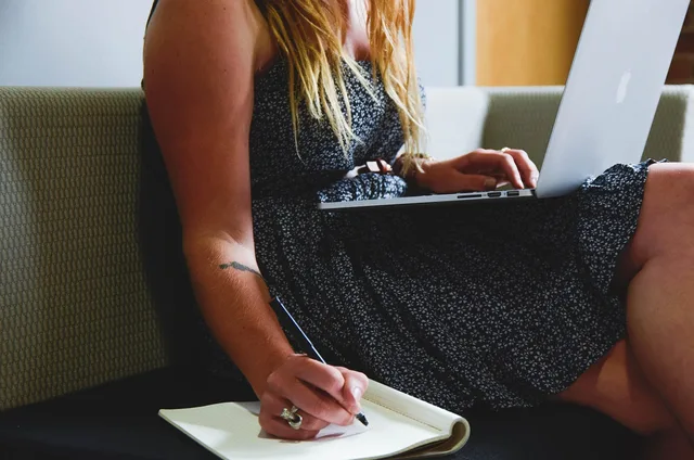entrepreneur, startup, woman, macbook, laptop, planning, business, businesswoman, young, working, freelance, freelancer, notepad, notebook, sitting, couch, write, writing, work from home, entrepreneur, laptop, planning, writing, writing, writing, writing, writing. A method for newsletter monetisation reviews